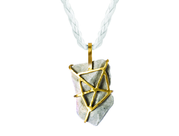 Agny Rock Necklace Saloukee