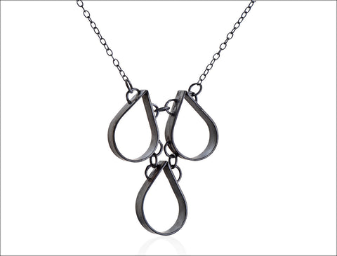 Black 3 Teardrops Necklace