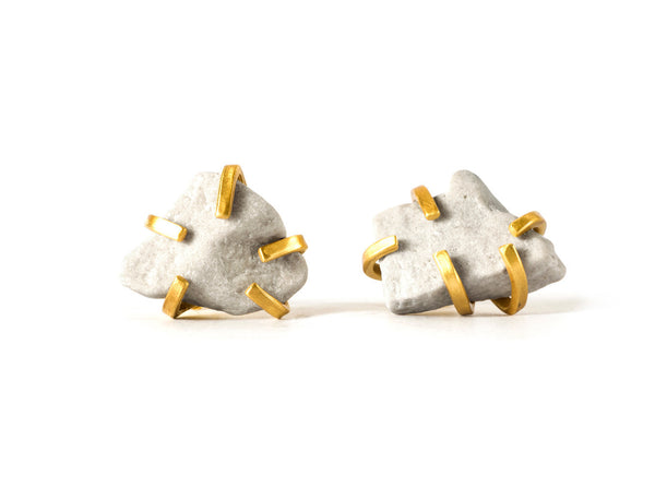 Gudrun Gold Rock Stud Earrings - Cream Dream Saloukee
