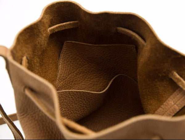 BROWN LEATHER BUCKET BAG