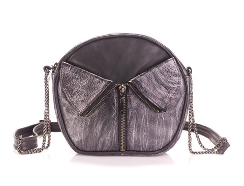 M&M Petite (Black Feather)