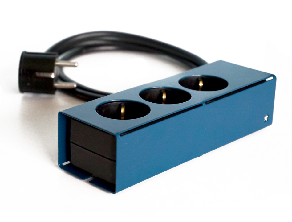 303 EU Powerstrip of Steel