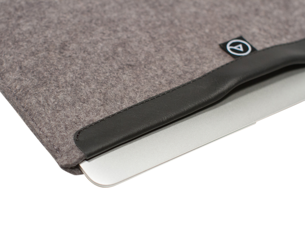 FLOW MacBook Case