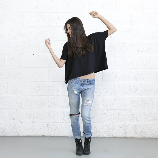 Cropped T - Black Naftul