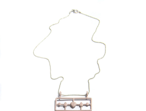 Five Metal Diamonds Necklace, in NUDE PINK