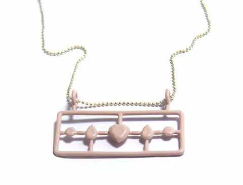 Five Metal Diamonds Necklace, in NUDE PINK