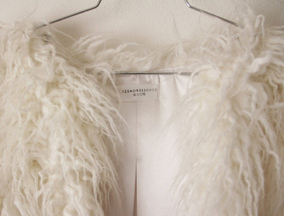 Gorilla Blanca Coat
